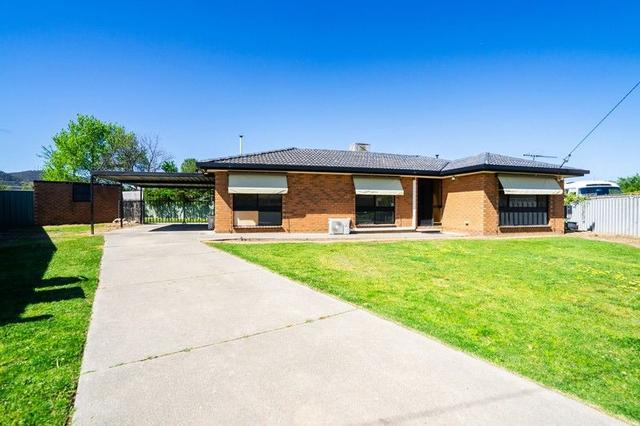 412 Leonie Court, NSW 2641