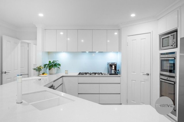 28 Laguna Green, WA 6164