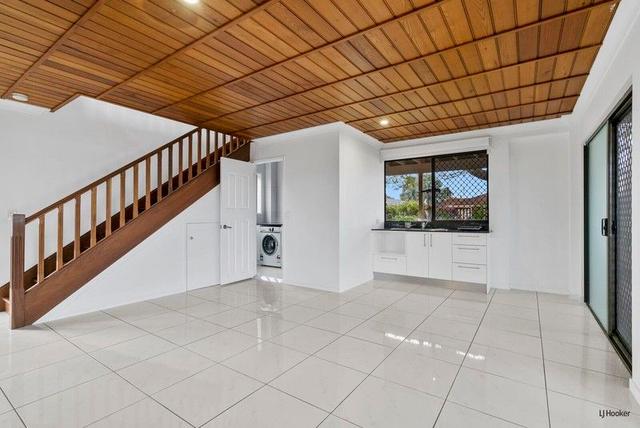 18 Holbrook Way, QLD 4221