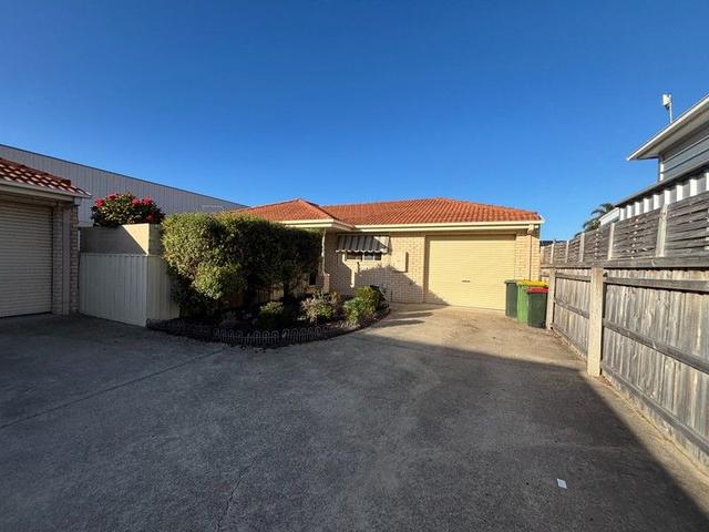 2/10 Roadknight St, VIC 3909
