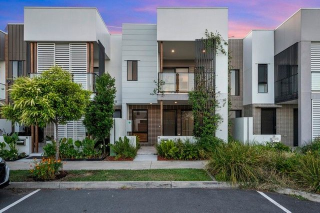 18 Angophora Street, QLD 4034