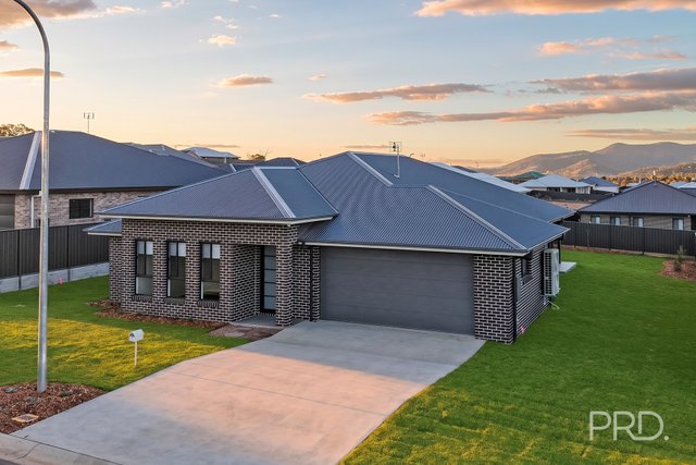 12 Nankeen Avenue, NSW 2340
