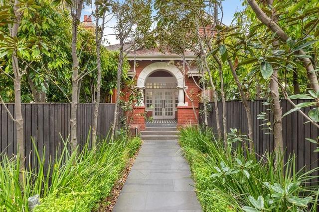 11/17 Robe Street, VIC 3182