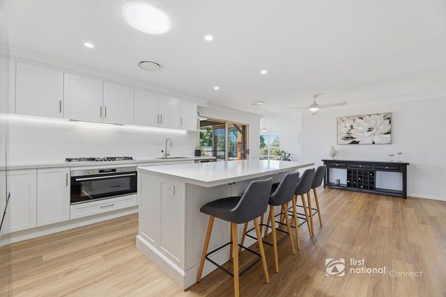 4 Havelock Street, NSW 2756