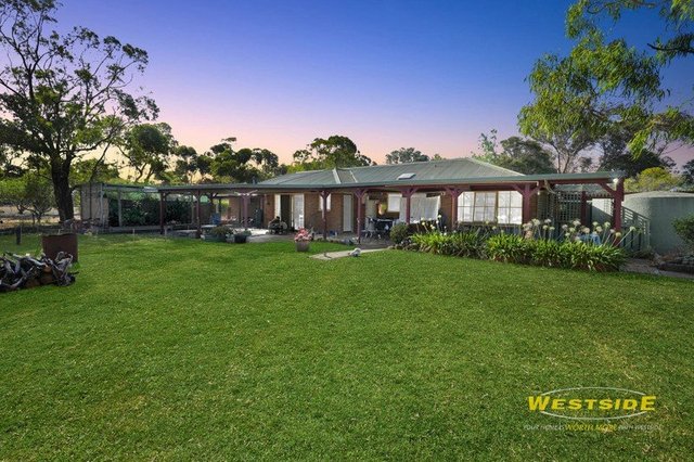 90 Narraburra Road, VIC 3211
