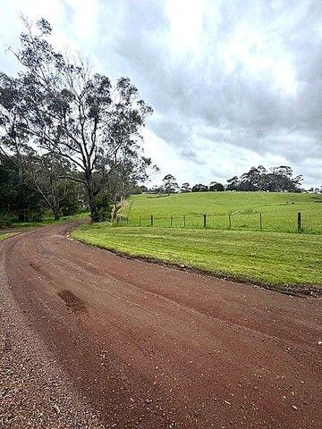 1 Snake Track, VIC 3268