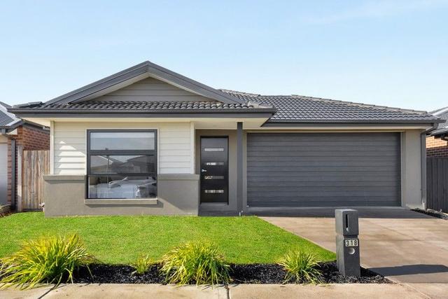 318 Mandalay Circuit, VIC 3753
