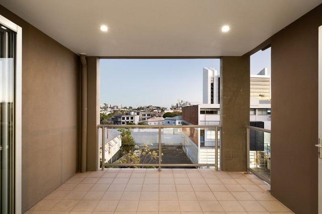 15/14 Lever Street, QLD 4010