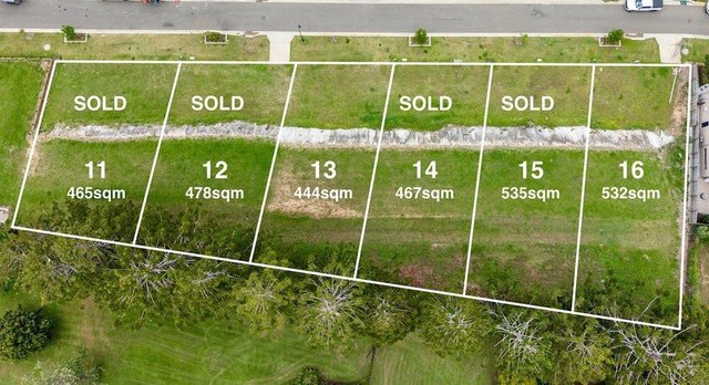 16 Missouri Crescent, QLD 4035