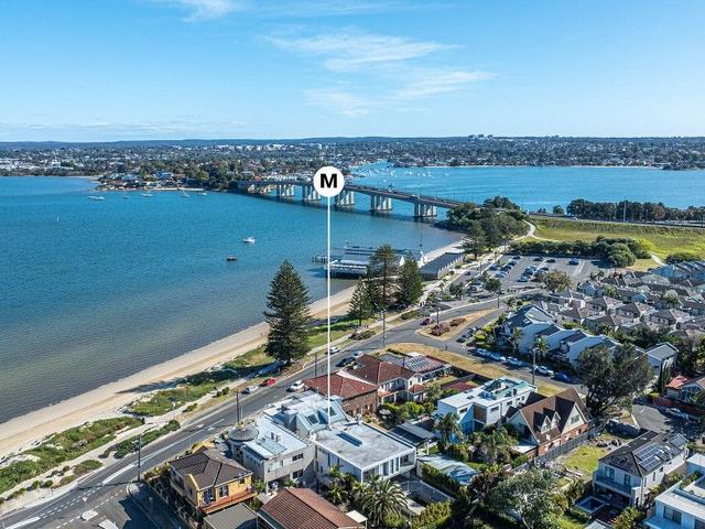 27 Riverside Drive, NSW 2219