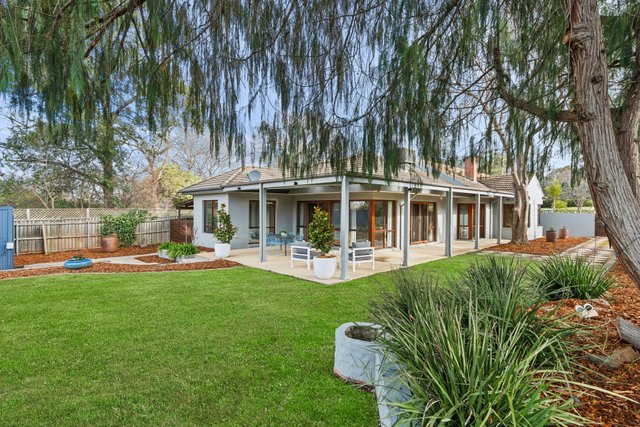 87 Captain Cook Crescent, ACT 2604