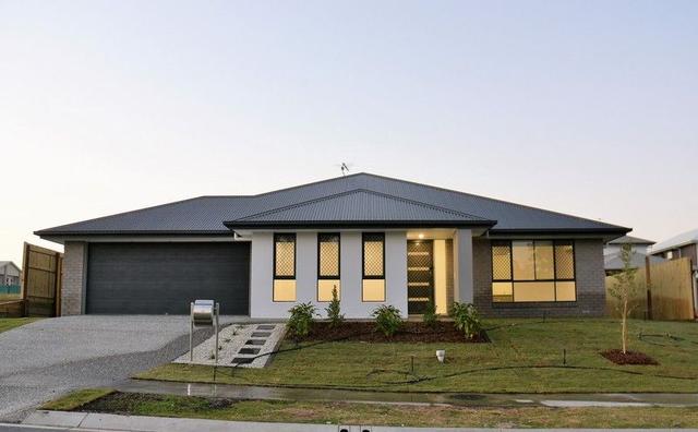 15 Hyland Circuit, QLD 4280