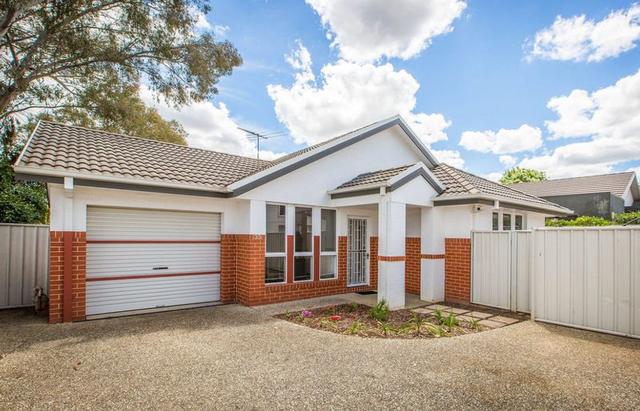 33 Kurrajong Crescent, NSW 2640