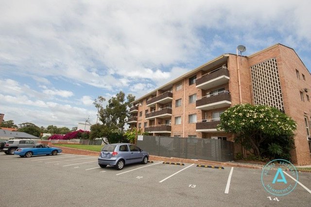 2/630 Stirling Highway, WA 6012
