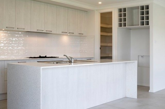 52 Holroyd Street, NSW 2527