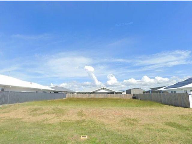 8 Swain Place, QLD 4670