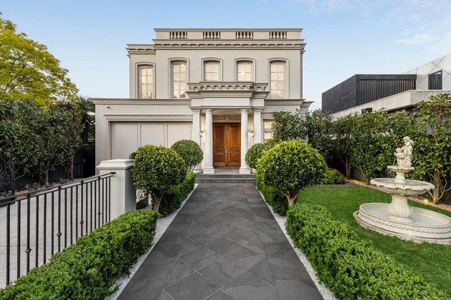 19 Head Street, VIC 3103