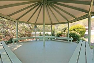 Gazeebo (2010-10-08)