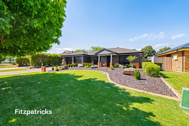 37 Paldi Crescent, NSW 2650