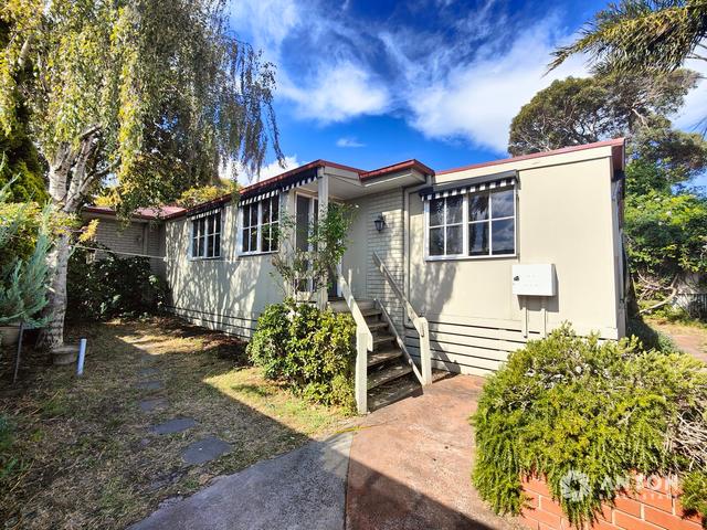 1887 Dandenong Road, VIC 3166