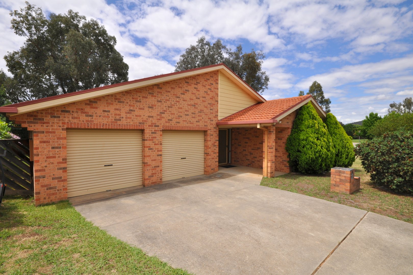 60 Crawshaw Crescent, Glenroy NSW 2640 Allhomes