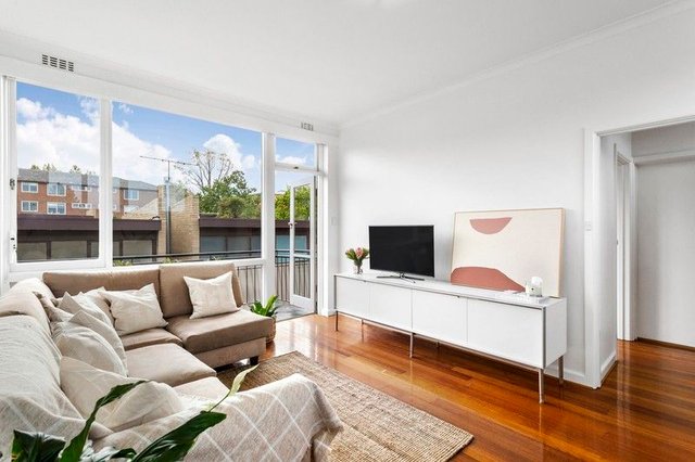 8/19 Kensington Road, VIC 3141