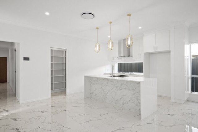 193 Belvedere Drive, QLD 4300