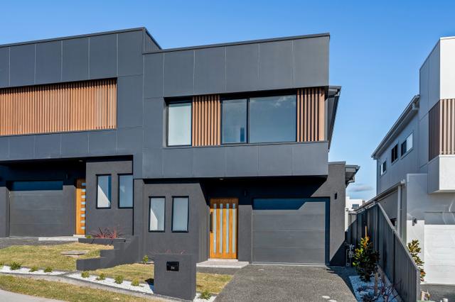 5A Saturn Crescent, NSW 2529