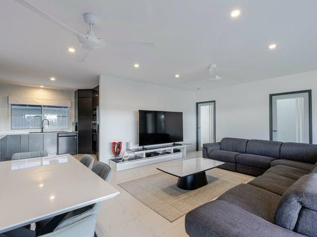 3 Jewel Close, QLD 4877
