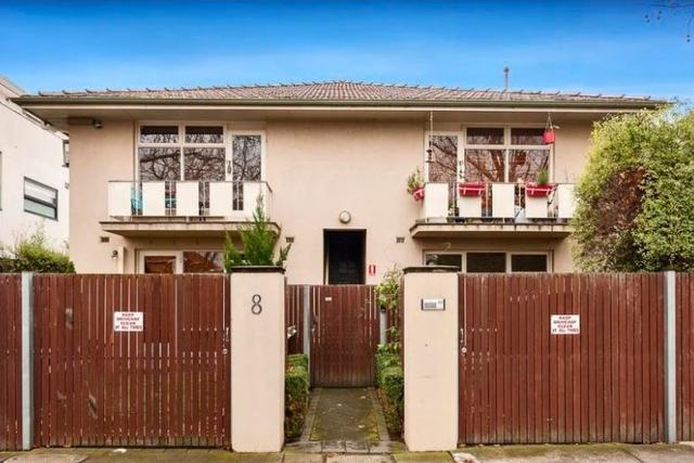 2/8 Docker  Street, VIC 3184
