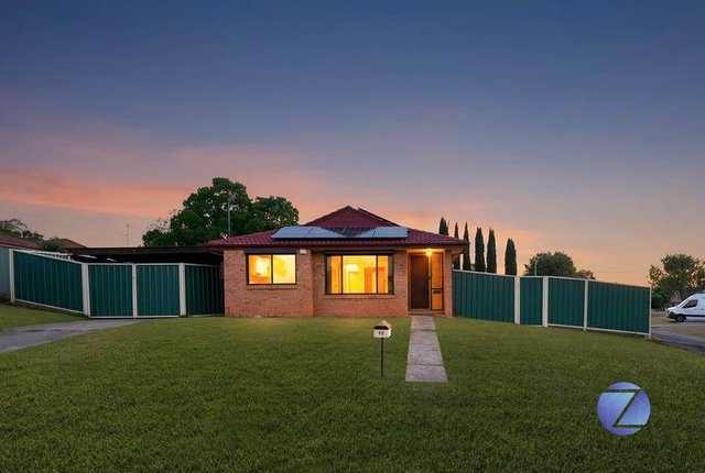 18 Lorenzo Crescent, NSW 2560