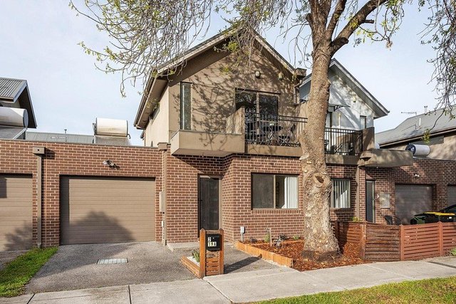2/19 Arndt Road, VIC 3044
