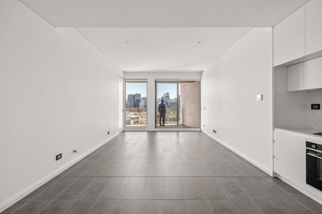 702/1A Lawson Square, NSW 2016