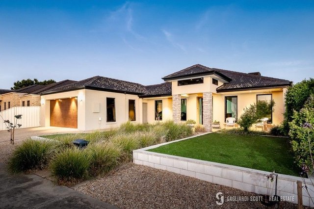 18 Musgrove Drive, VIC 3629