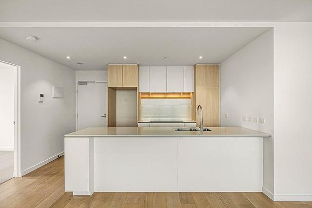 2202/40 Hall Street, VIC 3039