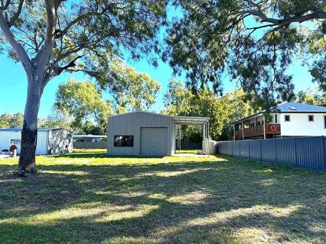 2 Storm Petrel Court, QLD 4670
