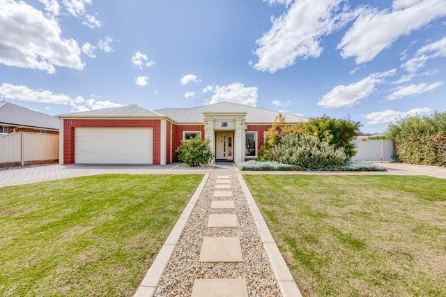 9 Summer Drive, NSW 2739
