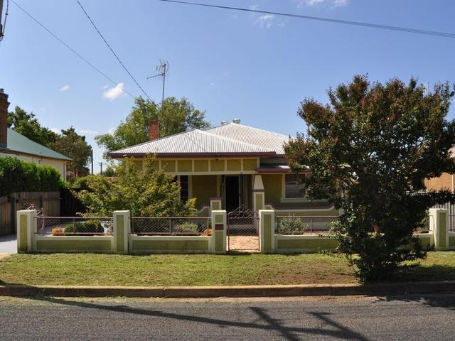 88 Belmore Street, NSW 2852