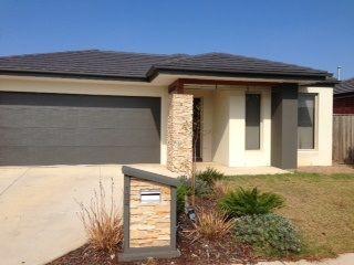 102 Hamish Drive, VIC 3029