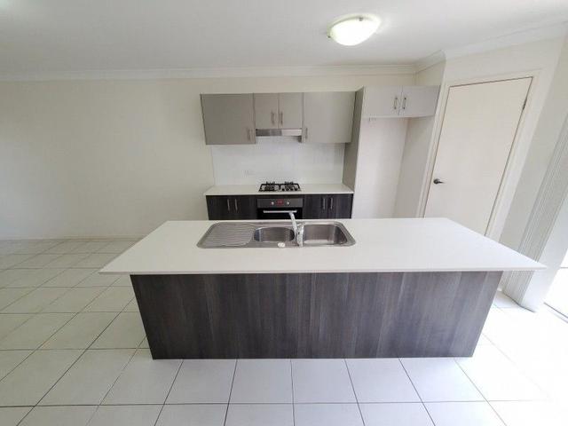 4B1/5-13 Brookvale Drive, QLD 4119