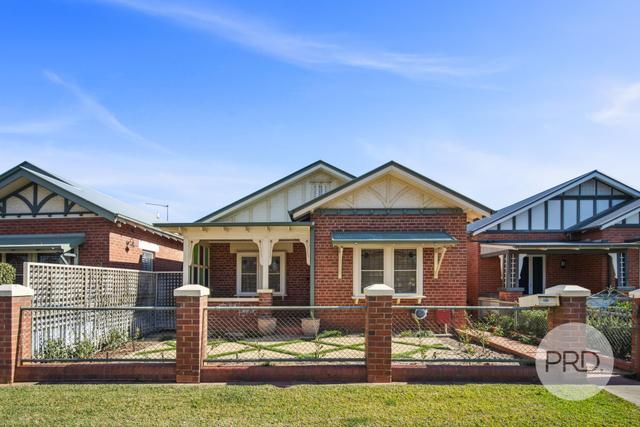 64 Peter Street, NSW 2650