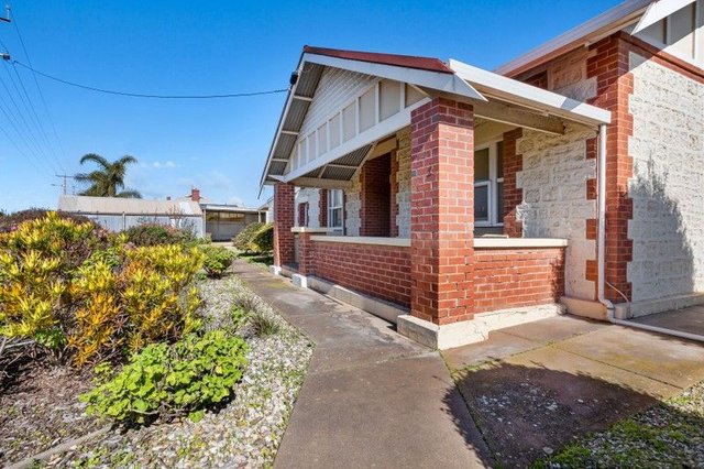 2 Preece Street, SA 5605