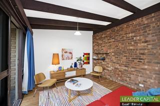 Living with feature brick wall