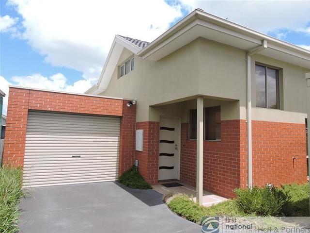 2/8 Crimson  Drive, VIC 3177