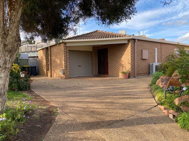 1/309 Wakaden Street, NSW 2680