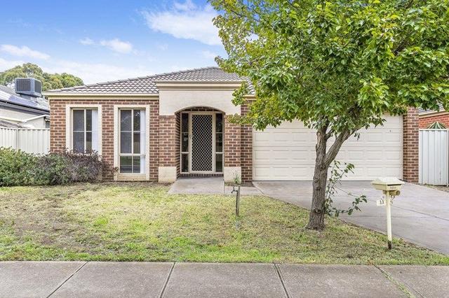 11 Tenerrife Crescent, VIC 3030