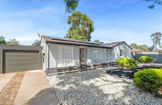 13 Closeburn Crescent, SA 5109