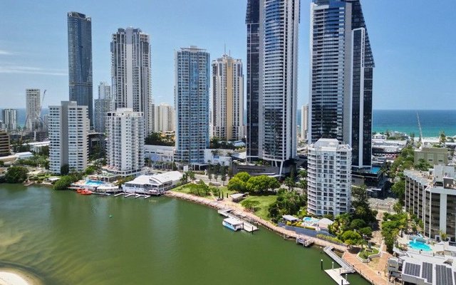 9/63 Cavill Avenue, QLD 4217