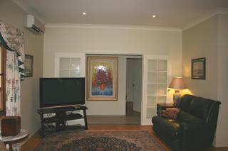 Lounge (2010-06-12)