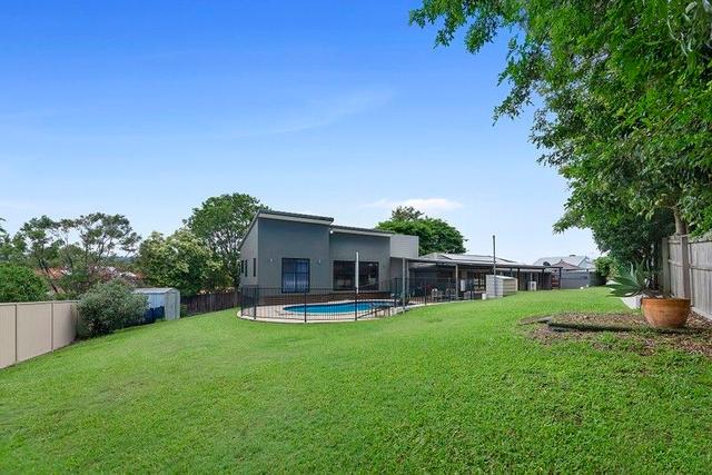 8 Aberdeen Court, QLD 4211